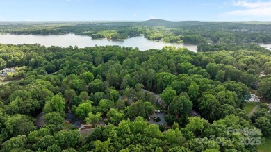 Enjoy peaceful living in this four-bed, three-bath townhome on River Hills Country Club in South Carolina - for sale on GolfHomes.com, golf home, golf lot