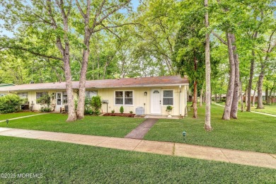 Welcome to this Beautifully Renovated 2 Bedroom 1 Bath End-Unit on Greenbriar Woodlands in New Jersey - for sale on GolfHomes.com, golf home, golf lot