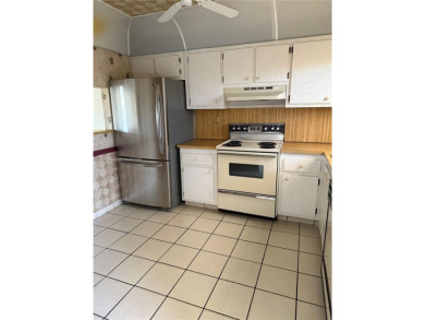 REDUCED TO SELL- LOWEST PRICED 2/1.5 
 Fabulous condo in PHASE on Sunrise Lakes Phase IV Golf Course in Florida - for sale on GolfHomes.com, golf home, golf lot
