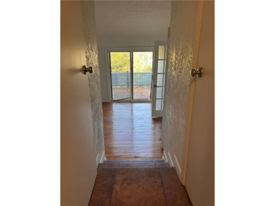 Wanting a get away but not the maintenance? Enjoy Table Rock on Holiday Island Executive Golf Course in Arkansas - for sale on GolfHomes.com, golf home, golf lot
