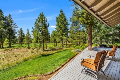 Situated on a peaceful cul-de-sac along the scenic Woodlands on Sunriver Woodlands Golf Course in Oregon - for sale on GolfHomes.com, golf home, golf lot