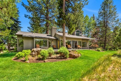 Situated on a peaceful cul-de-sac along the scenic Woodlands on Sunriver Woodlands Golf Course in Oregon - for sale on GolfHomes.com, golf home, golf lot