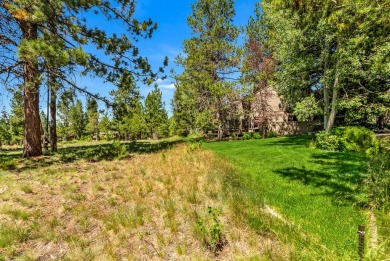 Situated on a peaceful cul-de-sac along the scenic Woodlands on Sunriver Woodlands Golf Course in Oregon - for sale on GolfHomes.com, golf home, golf lot