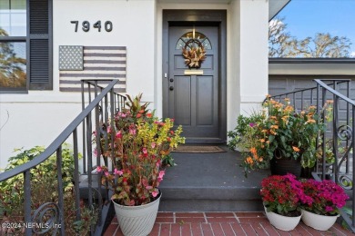 Discover modern living in this beautifully updated 3-bedroom on San Jose Country Club in Florida - for sale on GolfHomes.com, golf home, golf lot