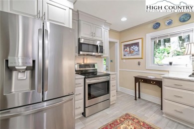 Charming Golf Course Gem in Blowing Rock! 

Welcome to your on Blowing Rock Country Club in North Carolina - for sale on GolfHomes.com, golf home, golf lot