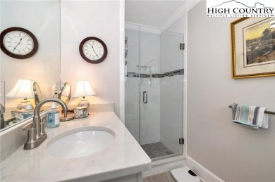 Charming Golf Course Gem in Blowing Rock! 

Welcome to your on Blowing Rock Country Club in North Carolina - for sale on GolfHomes.com, golf home, golf lot