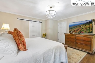 Charming Golf Course Gem in Blowing Rock! 

Welcome to your on Blowing Rock Country Club in North Carolina - for sale on GolfHomes.com, golf home, golf lot