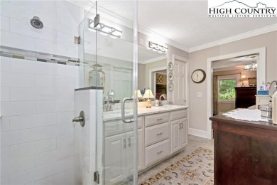 Charming Golf Course Gem in Blowing Rock! 

Welcome to your on Blowing Rock Country Club in North Carolina - for sale on GolfHomes.com, golf home, golf lot