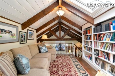 Charming Golf Course Gem in Blowing Rock! 

Welcome to your on Blowing Rock Country Club in North Carolina - for sale on GolfHomes.com, golf home, golf lot