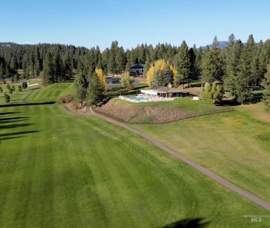 Lot 7 Block 1, conveniently accessible from both the lower Van on Meadowcreek Golf Resort in Idaho - for sale on GolfHomes.com, golf home, golf lot