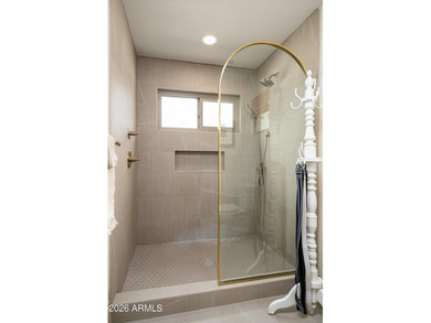 Gorgeously remodeled patio home in prime Gainey Ranch location! on Gainey Ranch Golf Club in Arizona - for sale on GolfHomes.com, golf home, golf lot