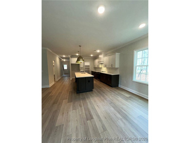 Beautiful 3 bedroom, PLUS OFFICE AND BONUS ROOM with 2.5 bath on Woodlake Country Club in North Carolina - for sale on GolfHomes.com, golf home, golf lot