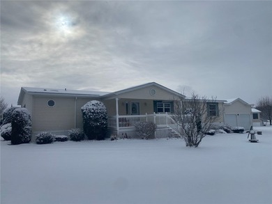 DELAYED SHOWINGS AS OF JANUARY 21ST. OFFER PRESENTATIOM FEBRUARY on Winding Creek Executive Course in New York - for sale on GolfHomes.com, golf home, golf lot