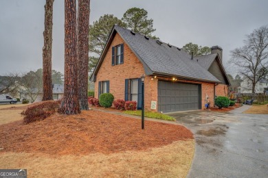 Welcome home to this beautiful 4-bedroom, 2.5-bath all-brick on Honey Creek Country Club in Georgia - for sale on GolfHomes.com, golf home, golf lot