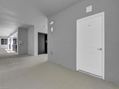 TOP FLOOR GOLF MEMBERSHIP INCLUDED-Enjoy exceptional value in on Panther Run Golf Club in Florida - for sale on GolfHomes.com, golf home, golf lot
