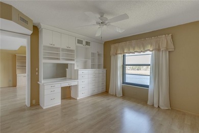 PRIME LOCATION-END UNIT only STEPS AWAY from heated on Vista Plantation Golf Club in Florida - for sale on GolfHomes.com, golf home, golf lot