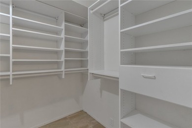 PRIME LOCATION-END UNIT only STEPS AWAY from heated on Vista Plantation Golf Club in Florida - for sale on GolfHomes.com, golf home, golf lot