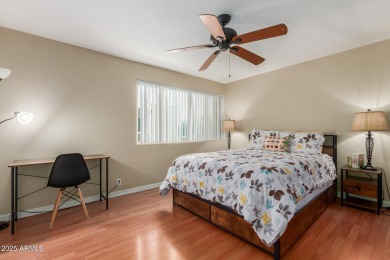 Welcome to this charming 2-bedroom 1.5 bath townhome! Inside on The Phoenician  in Arizona - for sale on GolfHomes.com, golf home, golf lot