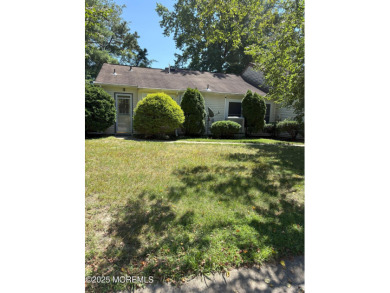 Welcome to this spacious St Tropez model in the popular on Leisure Village West Assoc. in New Jersey - for sale on GolfHomes.com, golf home, golf lot