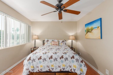 Welcome to this charming 2-bedroom 1.5 bath townhome! Inside on The Phoenician  in Arizona - for sale on GolfHomes.com, golf home, golf lot