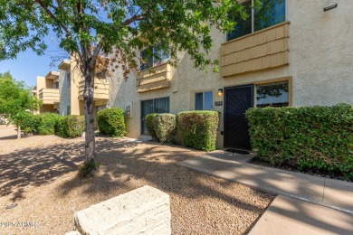 Welcome to this charming 2-bedroom 1.5 bath townhome! Inside on The Phoenician  in Arizona - for sale on GolfHomes.com, golf home, golf lot