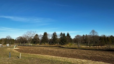 BRING YOUR OWN BUILDER! A rare opportunity to build your ''dream on Mequon Country Club in Wisconsin - for sale on GolfHomes.com, golf home, golf lot