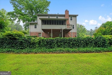 Welcome to this beautifully maintained, 4 bed, 2.5 bath, home on West Pines Golf Club in Georgia - for sale on GolfHomes.com, golf home, golf lot