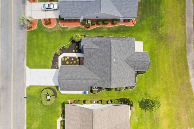 Welcome to this beautifully maintained one-owner 3 bedroom, 2 on Myrtle Beach National Golf Course in South Carolina - for sale on GolfHomes.com, golf home, golf lot