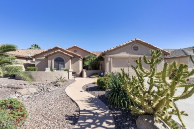 Welcome home to this bright and beautiful 3 bedroom 2 bath on Sun Lakes Country Club in Arizona - for sale on GolfHomes.com, golf home, golf lot