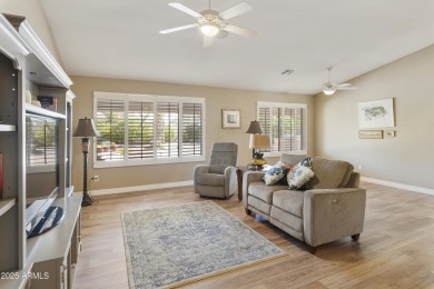 Welcome home to this bright and beautiful 3 bedroom 2 bath on Sun Lakes Country Club in Arizona - for sale on GolfHomes.com, golf home, golf lot