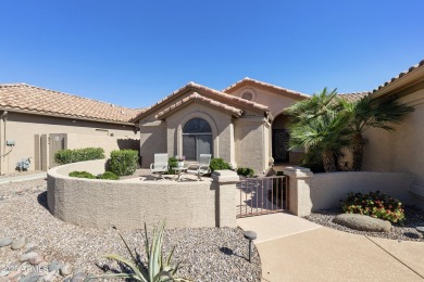 Welcome home to this bright and beautiful 3 bedroom 2 bath on Sun Lakes Country Club in Arizona - for sale on GolfHomes.com, golf home, golf lot