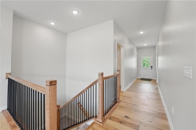 This bright and comfortable three-bedroom, two-bathroom ranch on Golf Club of Creekmoor in Missouri - for sale on GolfHomes.com, golf home, golf lot