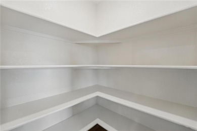 This bright and comfortable three-bedroom, two-bathroom ranch on Golf Club of Creekmoor in Missouri - for sale on GolfHomes.com, golf home, golf lot