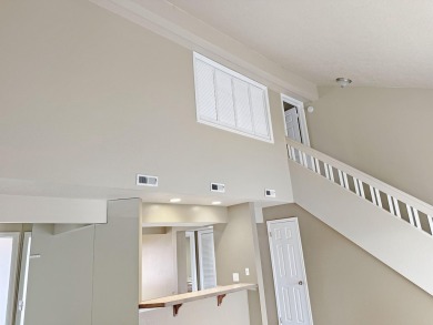 This beautiful condo offers vaulted ceilings, large kitchen and on St. George Golf Course in Utah - for sale on GolfHomes.com, golf home, golf lot