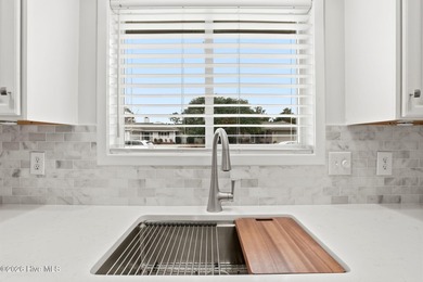 Meticulously maintained home in Inland Greens located on the 9th on Inland Greens Golf Course in North Carolina - for sale on GolfHomes.com, golf home, golf lot