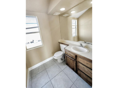 This beautiful condo offers vaulted ceilings, large kitchen and on St. George Golf Course in Utah - for sale on GolfHomes.com, golf home, golf lot