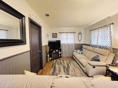 This beautiful cottage is located in Wildwood at the end of a on Wildwood Golf Course in Texas - for sale on GolfHomes.com, golf home, golf lot