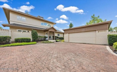 Beautifully updated 3BR/2.5BA home in Deerwood-one of on The Deerwood Country Club in Florida - for sale on GolfHomes.com, golf home, golf lot