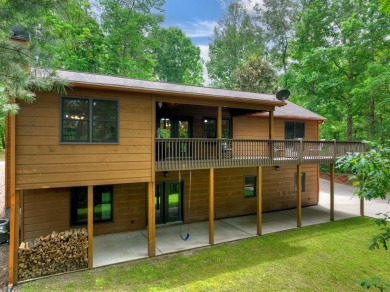 One-level living at its finest in the highly desirable Buckhorn on White Path Golf Club in Georgia - for sale on GolfHomes.com, golf home, golf lot