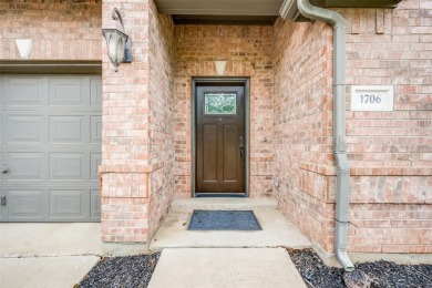 Welcome to this beautiful home in the highly sought-after on Oakmont Country Club in Texas - for sale on GolfHomes.com, golf home, golf lot