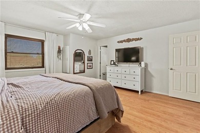 Located near the Harrison Country Club, this 3 bed, 2.5 bath on Harrison Country Club in Arkansas - for sale on GolfHomes.com, golf home, golf lot