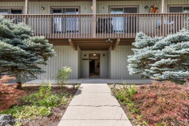 Welcome to resort-style living in the sought-after Twin Lakes on Twin Lakes Village Golf Course in Idaho - for sale on GolfHomes.com, golf home, golf lot