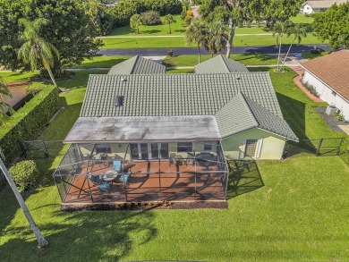 A Golfer's Dream in Indian Spring Country Club!  This 3BR + 2.5 on Indian Spring Golf and Country Club in Florida - for sale on GolfHomes.com, golf home, golf lot