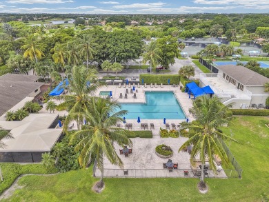 A Golfer's Dream in Indian Spring Country Club!  This 3BR + 2.5 on Indian Spring Golf and Country Club in Florida - for sale on GolfHomes.com, golf home, golf lot