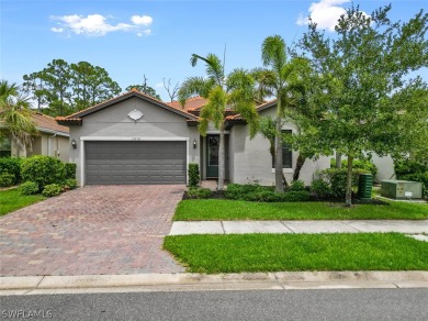 OOH LOOK! What a charming 3 bedroom 2 bath home on a quiet on River Hall Country Club in Florida - for sale on GolfHomes.com, golf home, golf lot