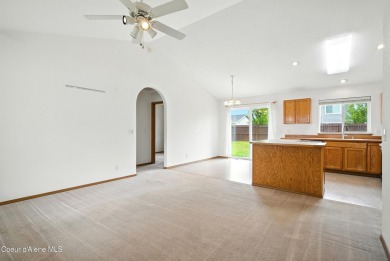 Welcome to Prairie Falls! This charming home is located right on Prairie Falls Golf Club in Idaho - for sale on GolfHomes.com, golf home, golf lot