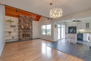This One Is Special! Beautiful 3 Bed 2 Bath, End Unit in Highly on Heather Ridge Golf Club in Illinois - for sale on GolfHomes.com, golf home, golf lot