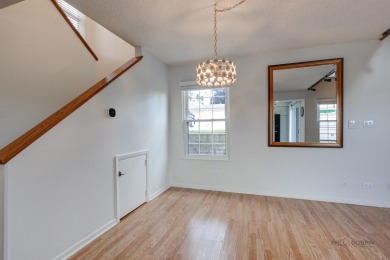 This One Is Special! Beautiful 3 Bed 2 Bath, End Unit in Highly on Heather Ridge Golf Club in Illinois - for sale on GolfHomes.com, golf home, golf lot