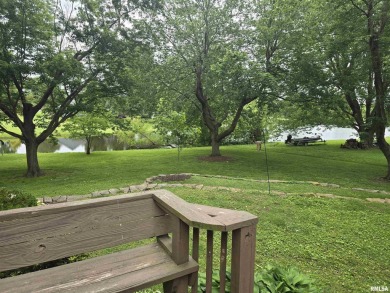 This 3 bedroom, 3 bath home offers a perfect blend of lakefront on Metropolis Country Club in Illinois - for sale on GolfHomes.com, golf home, golf lot