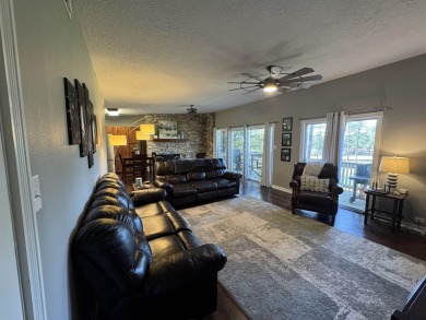 FURNISHED! LOW MAINTENANCE! Golf View Villa condo overlooking on Rayburn Country Club in Texas - for sale on GolfHomes.com, golf home, golf lot